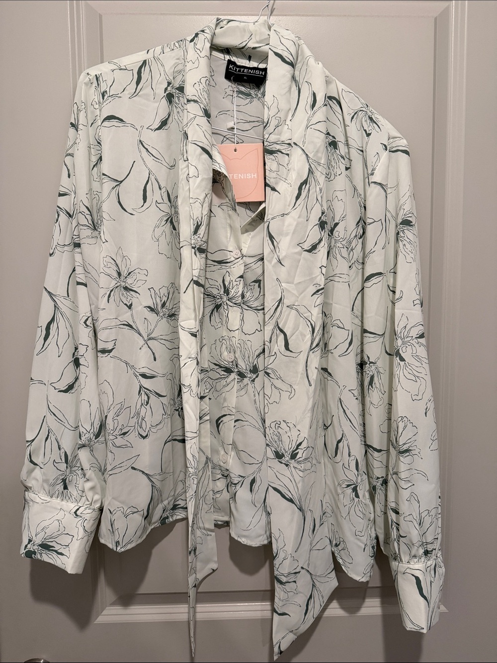 Kittenish White Floral Button-Down Tie-Neck Shirt
